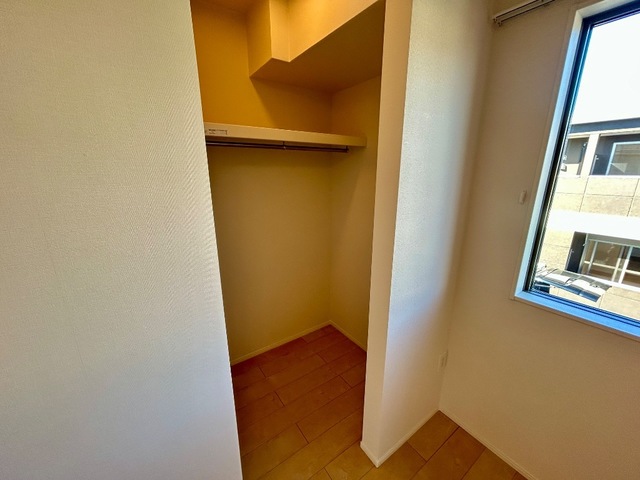 収納　ウォークインクローゼット