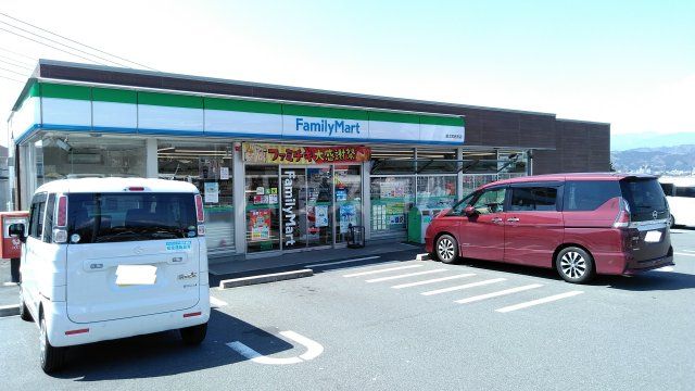 コンビニ　ファミリーマート 富士宮若宮店（コンビニ）まで1259m