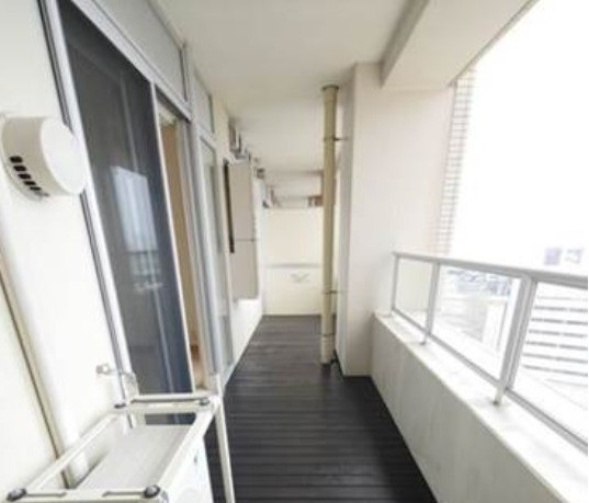 バルコニー　＊同物件別部屋参考写真