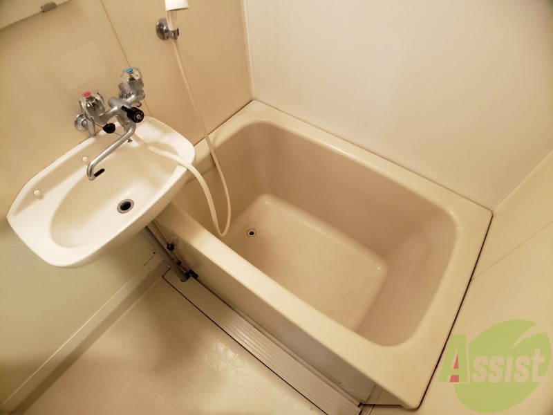 バス・シャワールーム　お風呂はくつろぎの場所ですよね。部屋選びのポイントです。