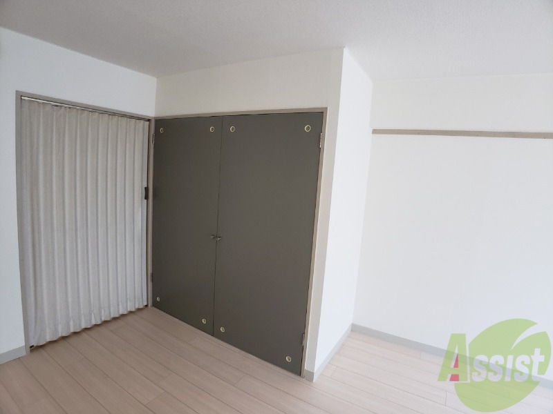 収納　クローゼットがありました。お洋服や荷物はここへ