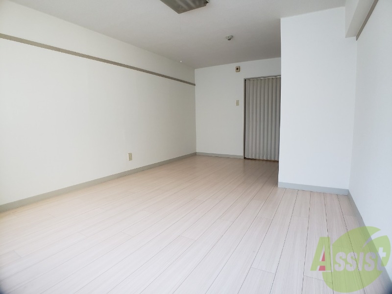 その他部屋・スペース　洋室の家具の配置を考えてみるのも楽しいですよ。