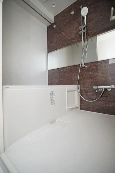 バス・シャワールーム　※別部屋の参考写真となります※現況優先※