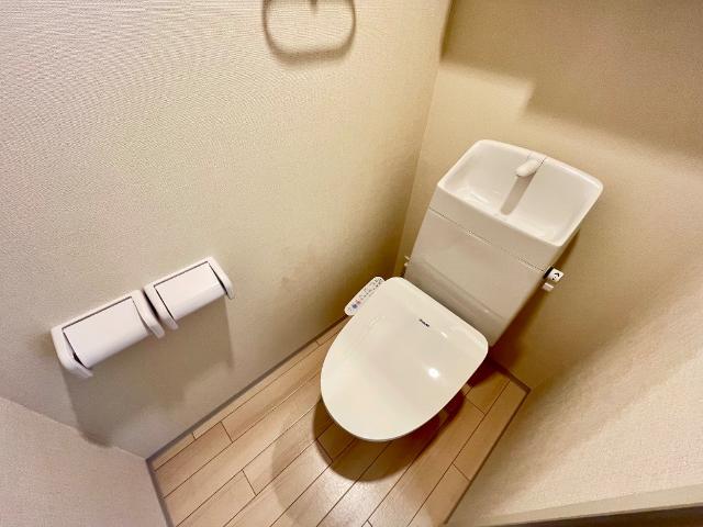 トイレ　シャワー付トイレ