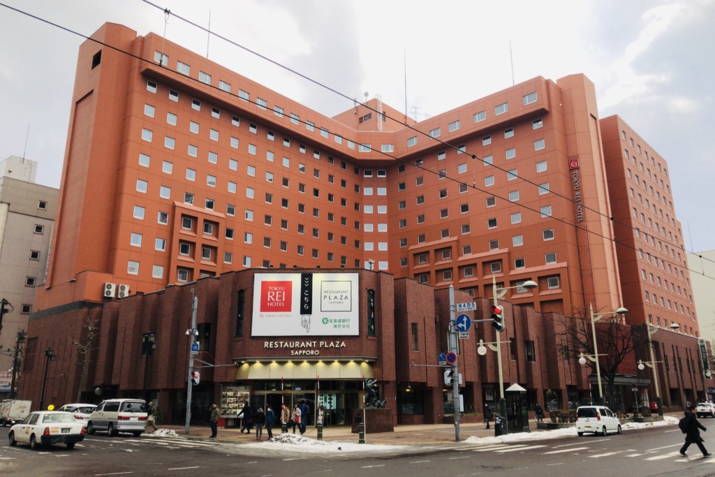 ショッピングセンター　東急プラザ札幌（ショッピングセンター）まで762m