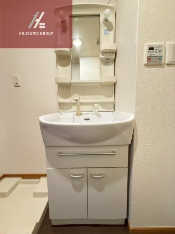 洗面設備　朝の身支度には欠かせない独立洗面化粧台