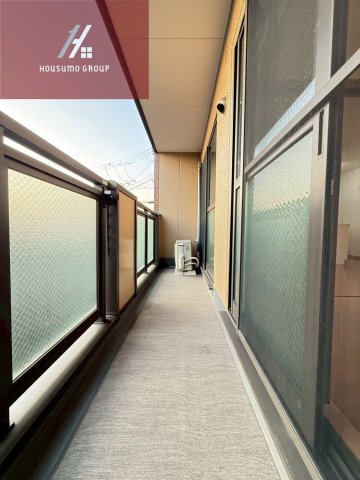 バルコニー　お洗濯にも便利なバルコニー付き