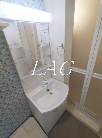 洗面設備　洗面台です。