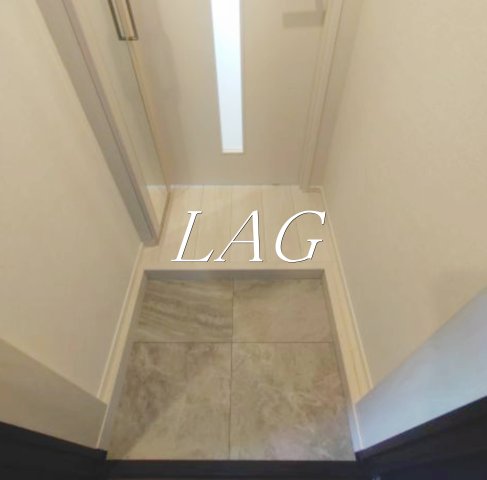 玄関　玄関です。