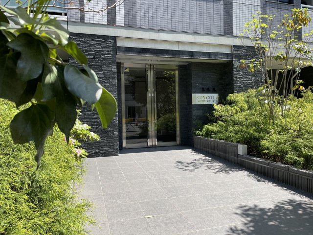 エントランス　エントランス