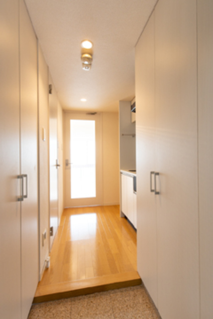 玄関　※写真は同タイプ住戸です。