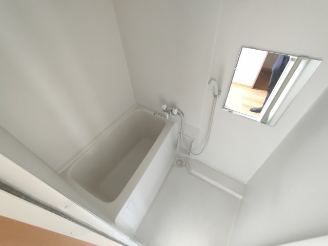 バス・シャワールーム　お風呂で日々の疲れを落としましょう