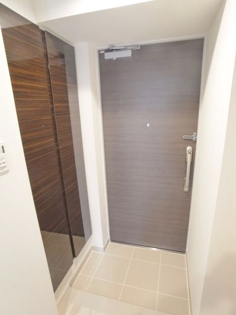 玄関　♪ただいま～♪