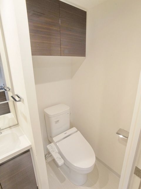 トイレ　♪もちろんウォシュレット付♪