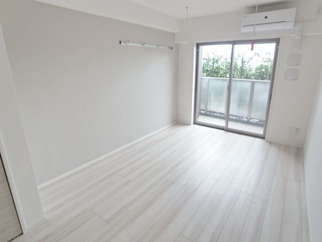 居室・リビング　♪フローリングが綺麗なお部屋♪