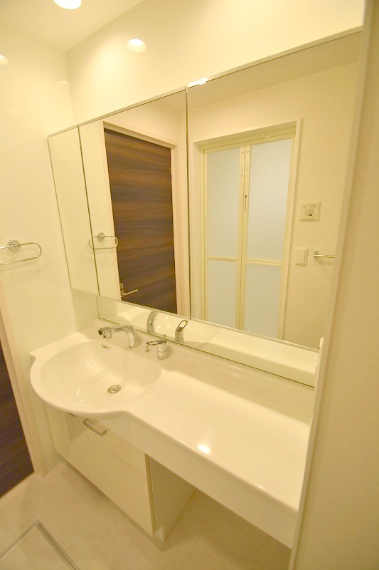 洗面設備　お問合せはシティホーム海田センター　082-821-2227