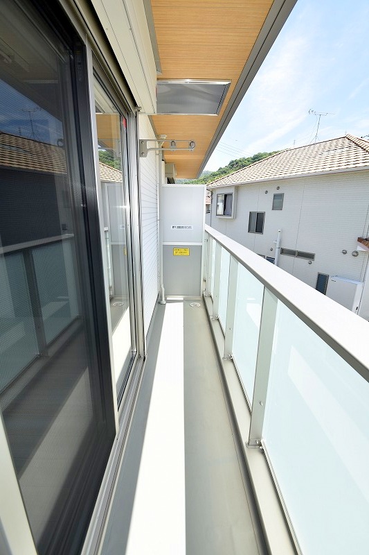 バルコニー　お問合せはシティホーム海田センター　082-821-2227