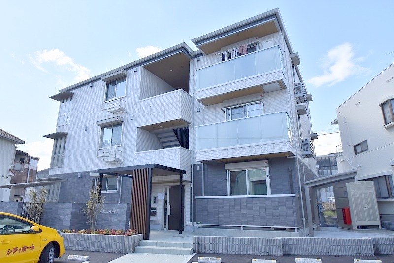 建物外観　お問合せはシティホーム海田センター　082-821-2227