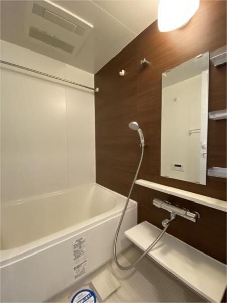 バス・シャワールーム　別部屋参考写真