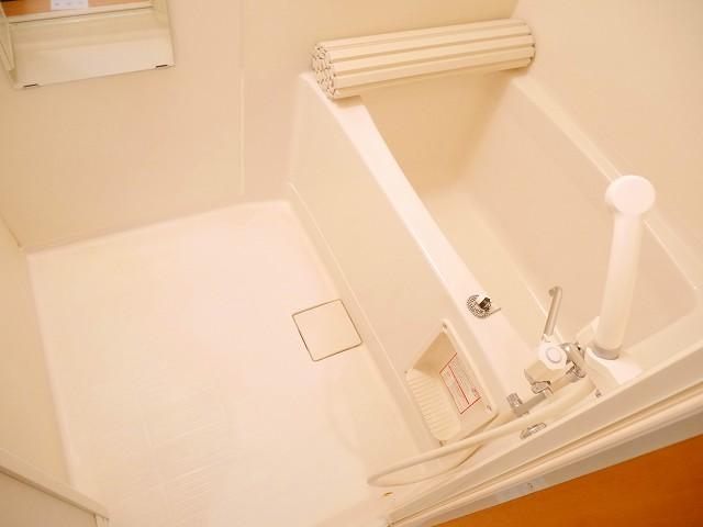 バス・シャワールーム　浴室