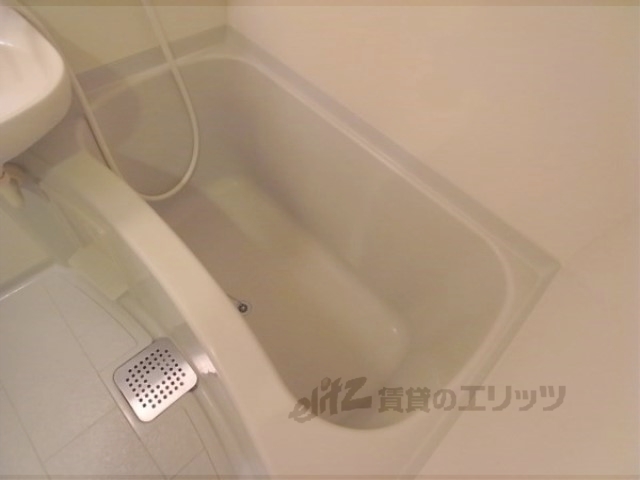 バス・シャワールーム　浴槽