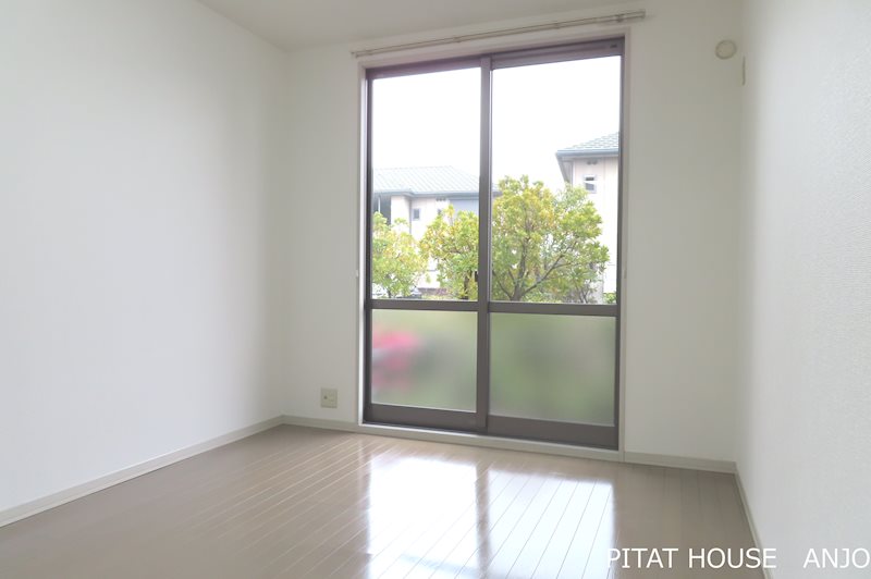 居室・リビング　参考写真１０２