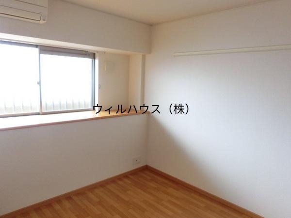 その他部屋・スペース　明るい洋室です！