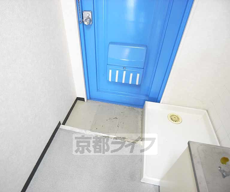 玄関　玄関です。