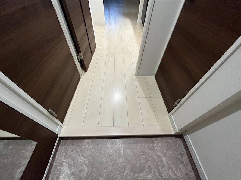 玄関　同物件別部屋イメージ