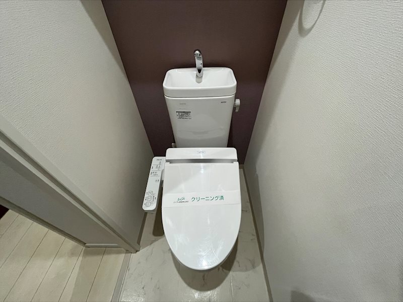 トイレ　同物件別部屋イメージ