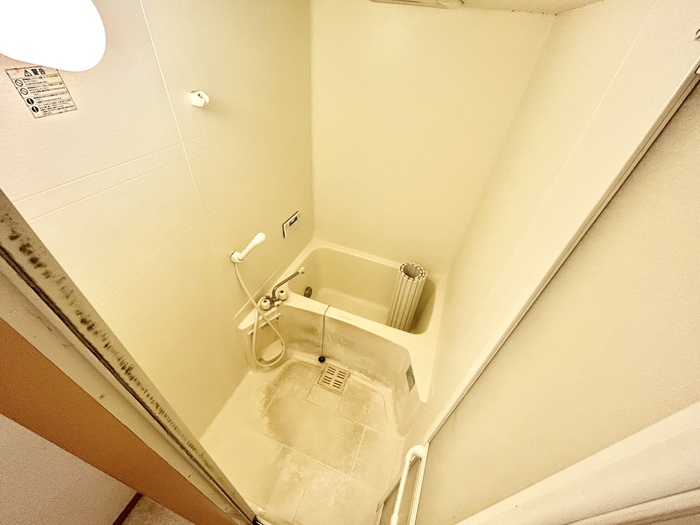 バス・シャワールーム　※退去予定の為、同タイプ他号室の写真です