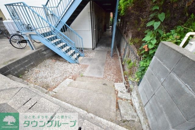 エントランス　お問合せはタウンハウジングまで！※現地待合わせ相談可能