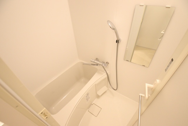バス・シャワールーム　※別室の参考写真の為、現況優先です。