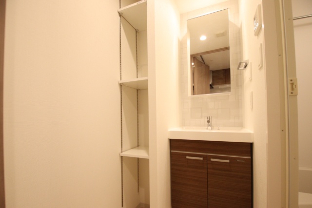 洗面設備　※別室の参考写真の為、現況優先です。