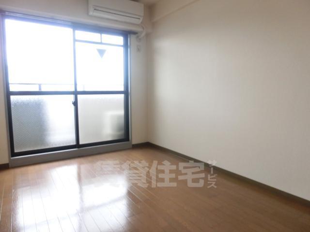 居室・リビング　1