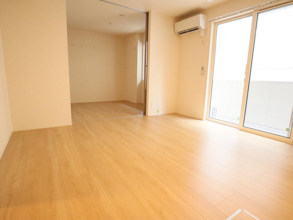 その他共有部分　LDKから洋室1