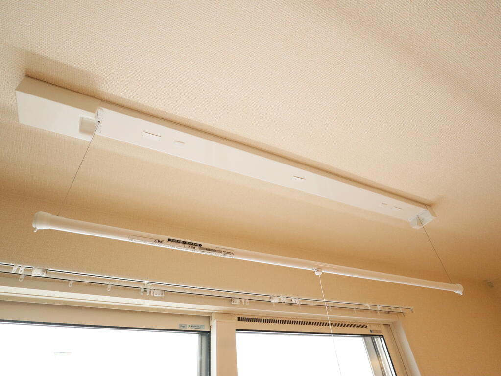 その他設備　室内物干し