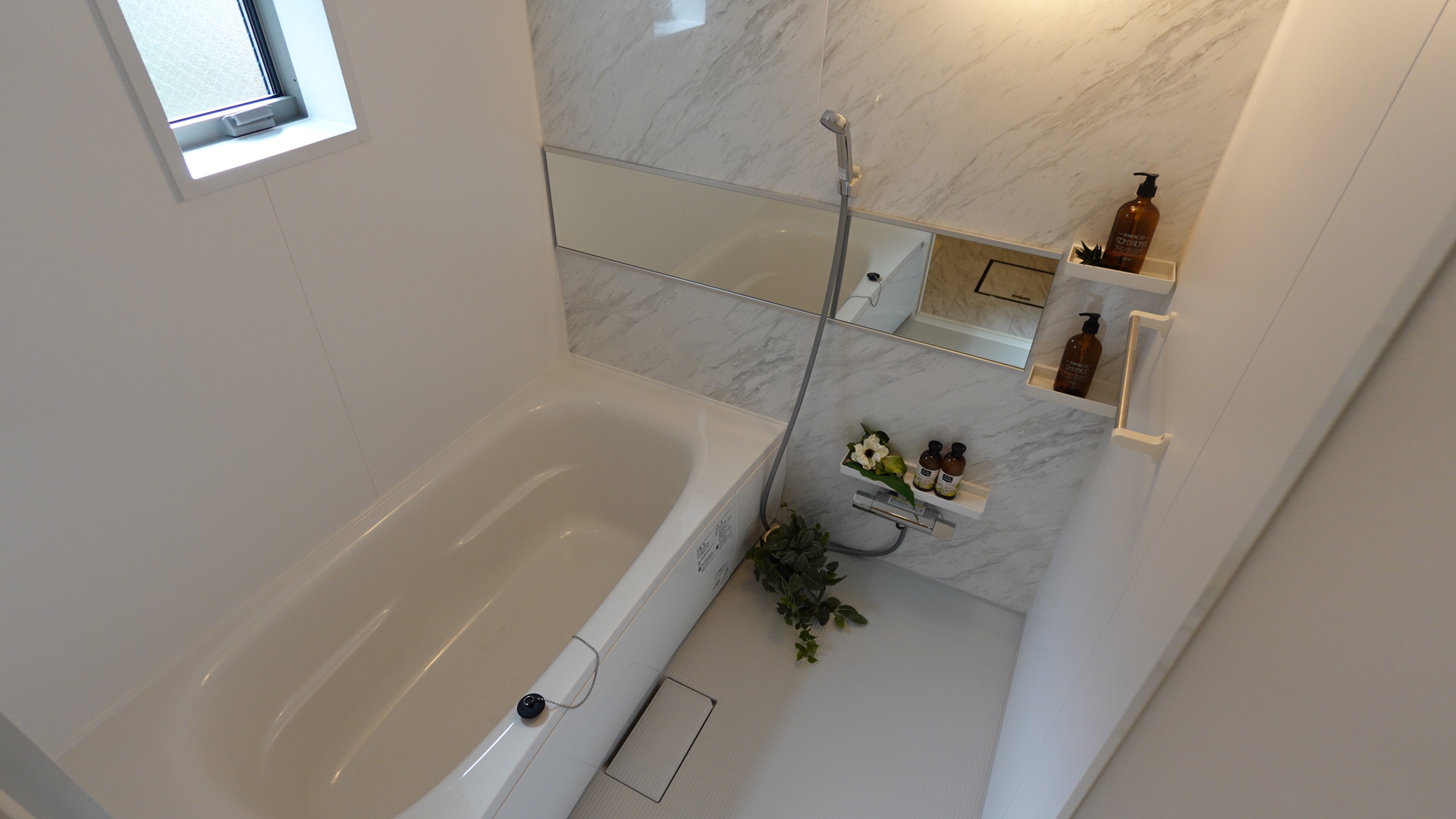 バス・シャワールーム　※家具はついていません