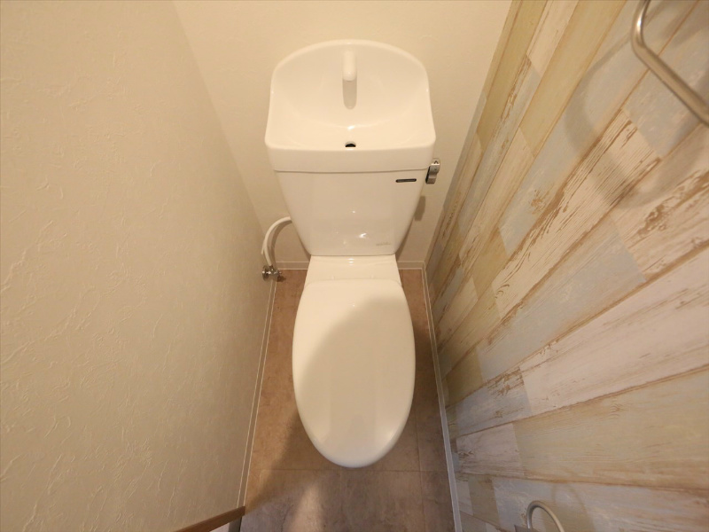 トイレ　洋式トイレ（温水洗浄便座設置可）