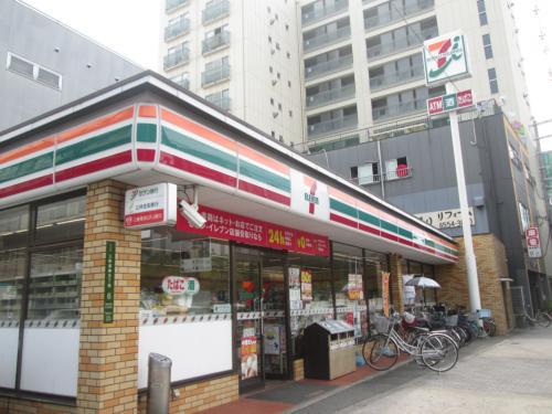 コンビニ　セブンイレブン（コンビニ）まで150m