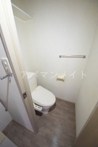 トイレ　ウォシュレット付き！