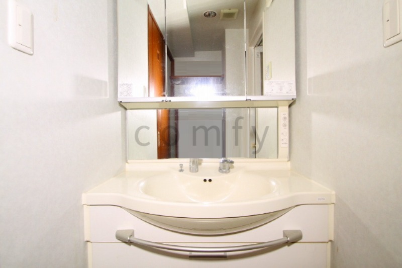 洗面設備　独立洗面台