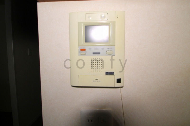 セキュリティ　モニター付きインターホン