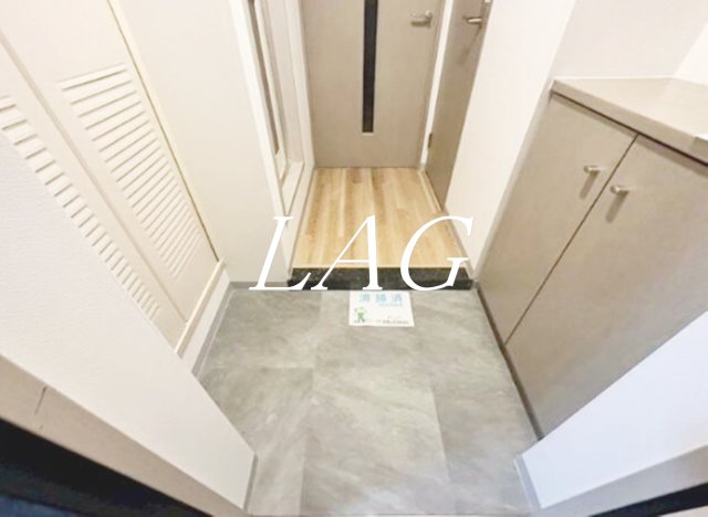 玄関　玄関です。