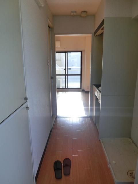 玄関　システムキッチン