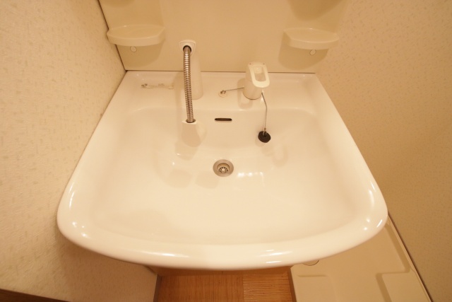 洗面設備　同タイプ別室の参考写真です。※現況優先