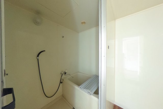 バス・シャワールーム　現況が相違する場合は現況を優先致します。