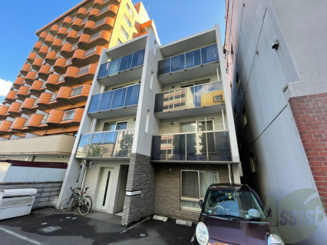 建物外観　札幌市中央区南４条東「フェリスファミリアクアトロ」