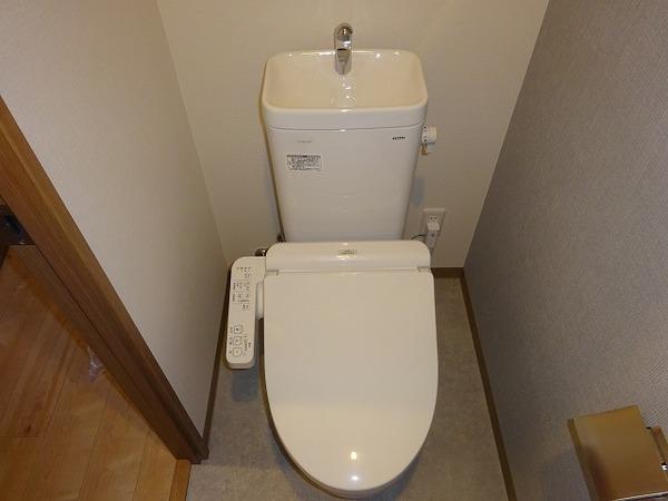 トイレ　ウォシュレット！