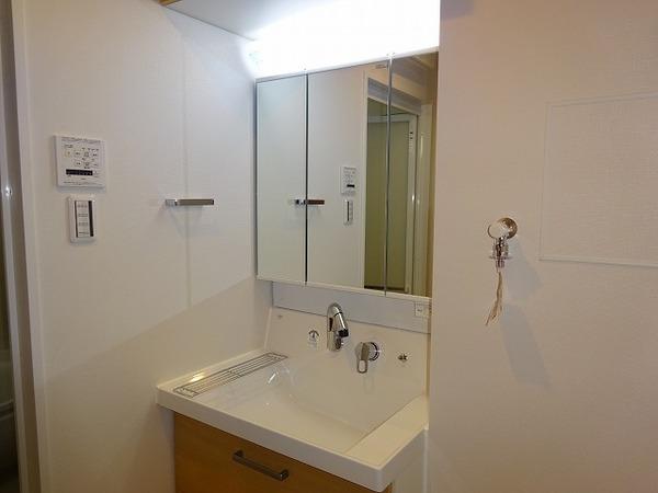 洗面設備　シャンプードレッサー！